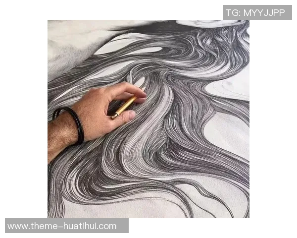 足球明星在绿茵场上挥洒汗水的素描艺术作品展示与创作灵感分享